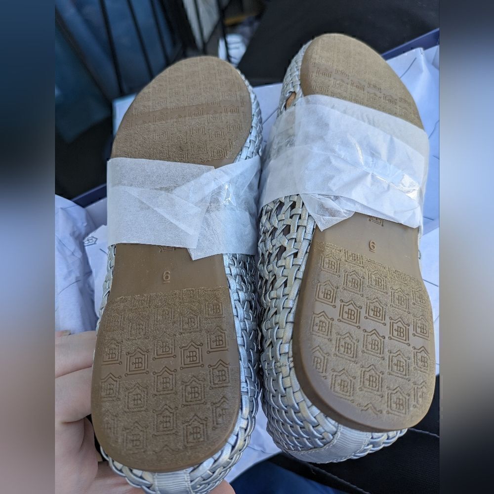 Birdies silver woven vegan leather flats new in box - Picture 5 of 5